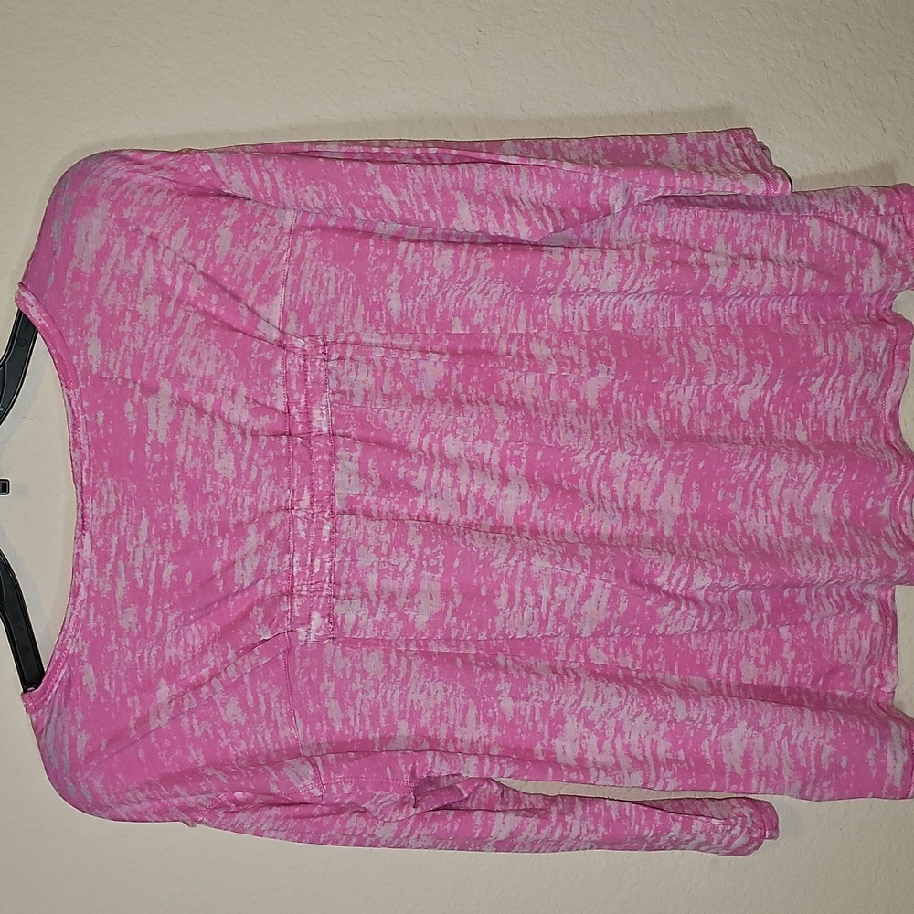 Betsey Johnson Performance Pink Burnout Top - Picture 2 of 3